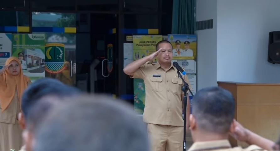 Bapenda Karawang Gelar Apel Rutin Senin Pagi, Perkuat Komitmen Pelayanan Publik