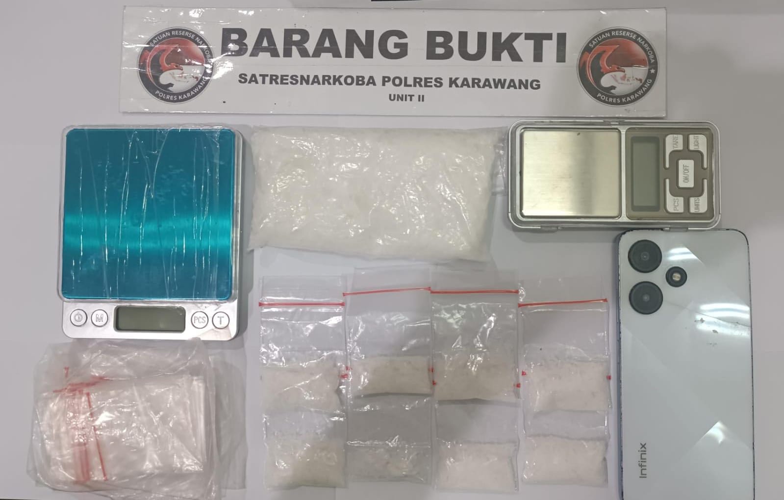 Tukang Nasi Padang Nyambi Jadi Pengedar Narkoba di Karawang Ditangkap Polisi