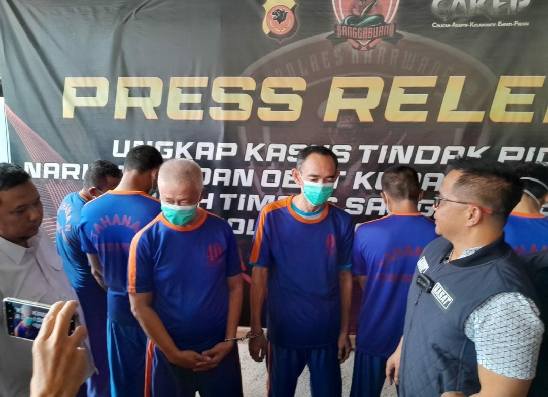 Aki- aki Uzur di Karawang Jualan Narkoba