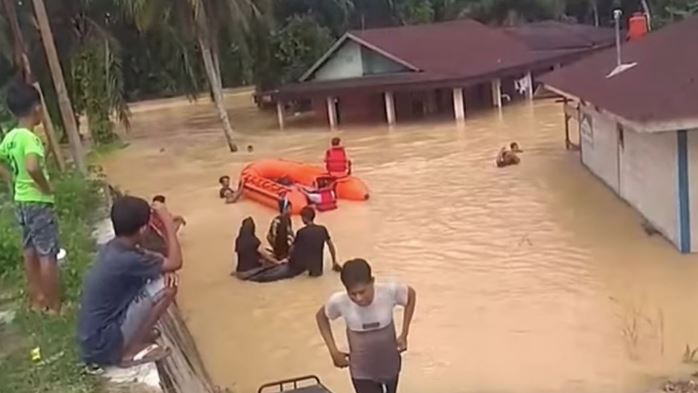 Banjir Masih Meredam di Sejumlah Titik, Ribuan KK Terdampak