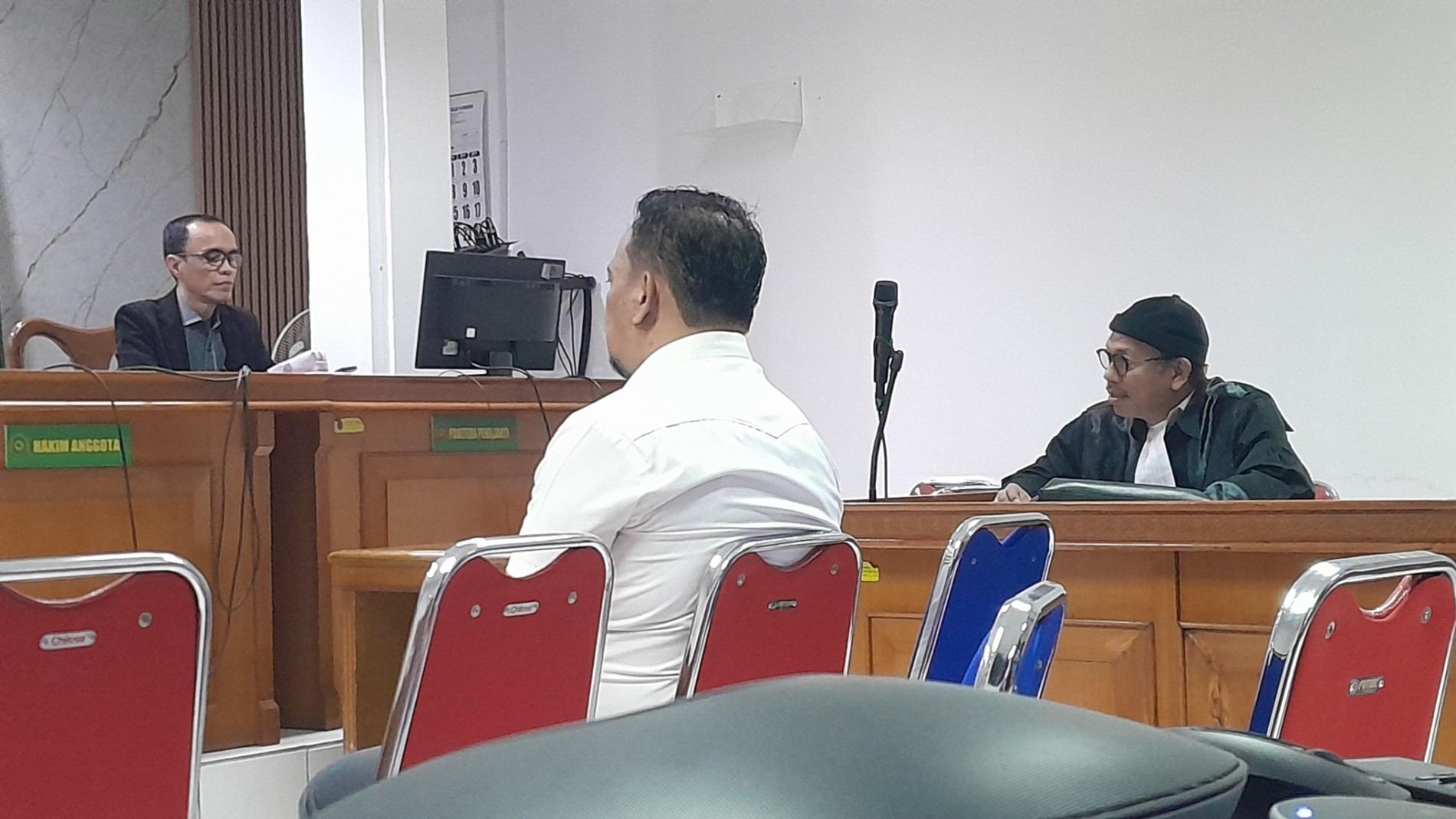 Dituntut Bayar 500 Juta, Mantan Sekretaris Dewan Kabupaten Bekasi Bekasi Minta Bebas Murni