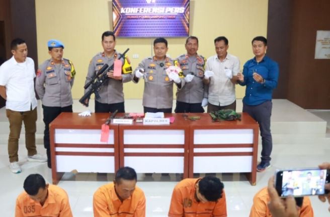 Hendak Transaksi Narkoba dengan Uang Palsu, Mantan Anggota TNI AL Ditangkap Polisi