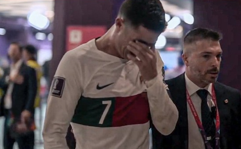 Menangis, Ronaldo Mudik ke Portugal, Pendukung Tunjukkan Jalan Menuju Bandara