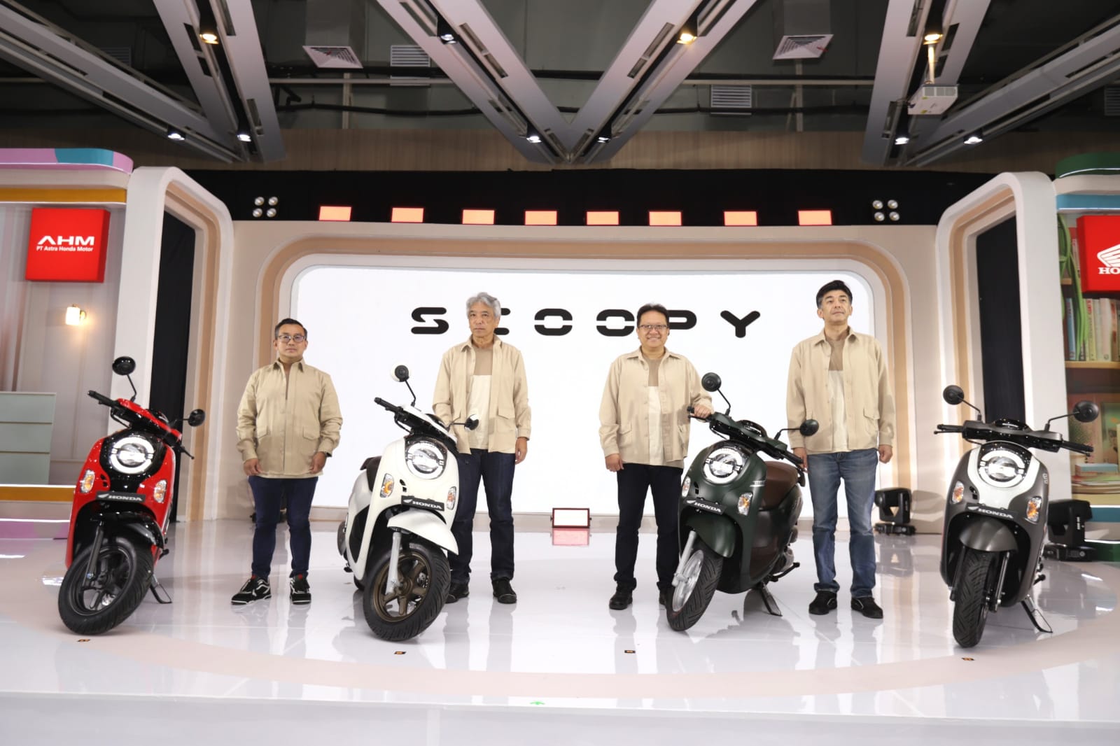 Siap Curi Perhatian! New Honda Scoopy Terbaru Hadir dengan Desain Unik dan Fitur Modern