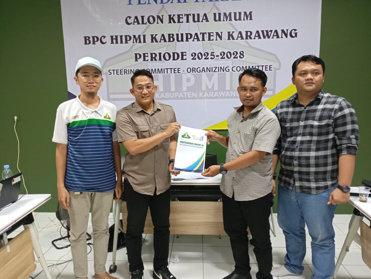 Bos Fajar Asia Grup Jadi Calon Terkuat HIPMI Karawang