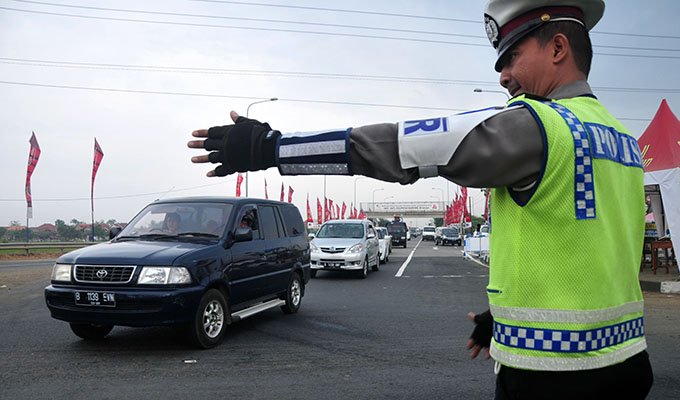 Sopir Mengantuk, Terjadi Kecelakaan Tunggal di Tol Jagorawi KM 31 Bogor