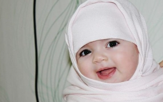 35 Ide Nama Bayi Perempuan Yang Lahir di Bulan Suci Ramadhan, Berikut Arti dan Maknanya