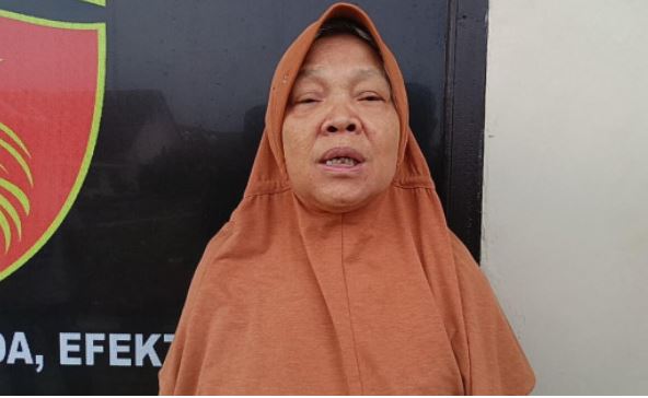 Diduga Aniaya Nenek-Nenek Hingga Jatuh, Oknum Polisi Polres Lampura Ditahan, Begini Kronologinya