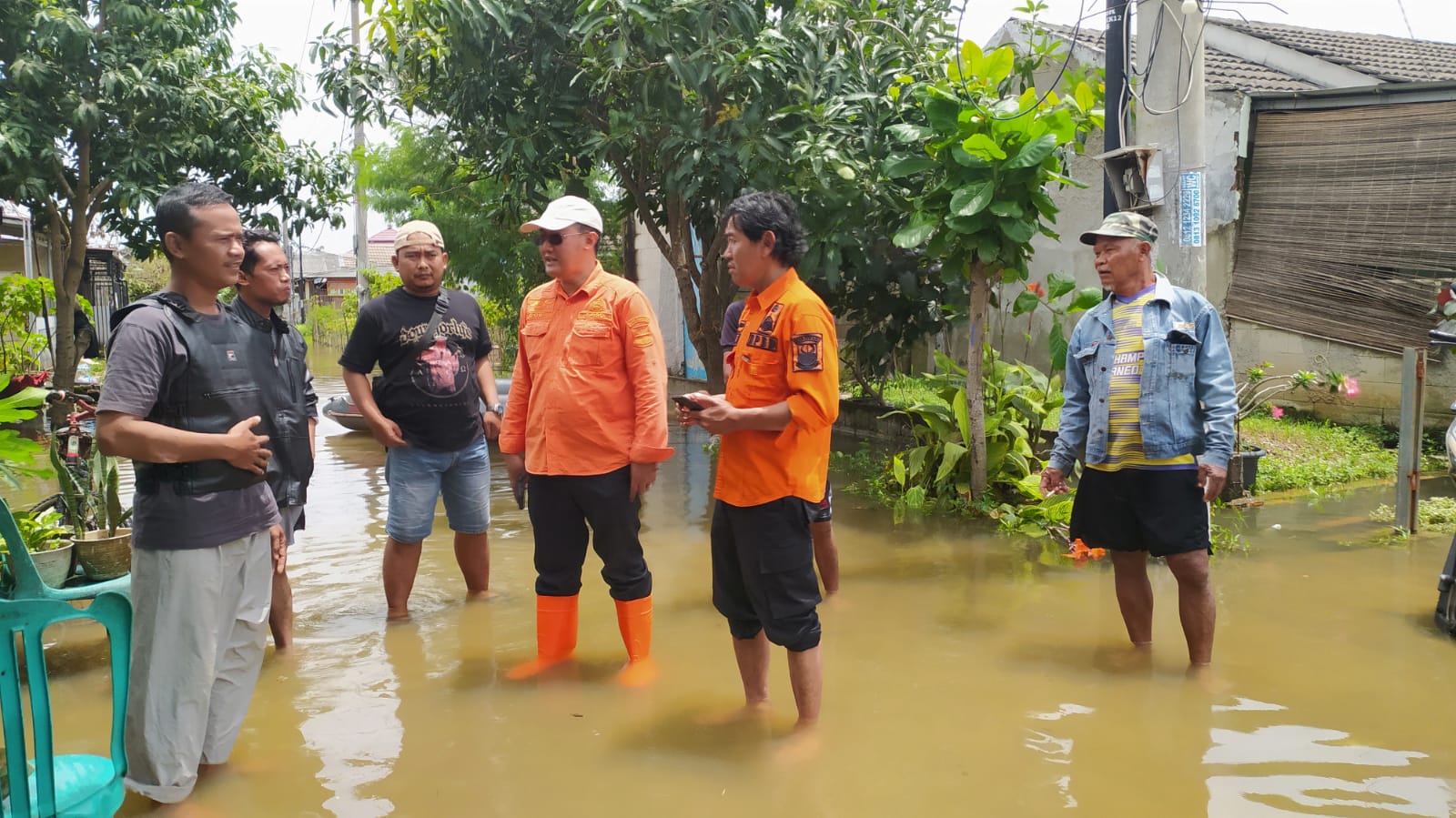 Banjir Meluas di Kabupaten Bekasi, Ribuan Rumah Terendam, Warga Mulai Mengungsi