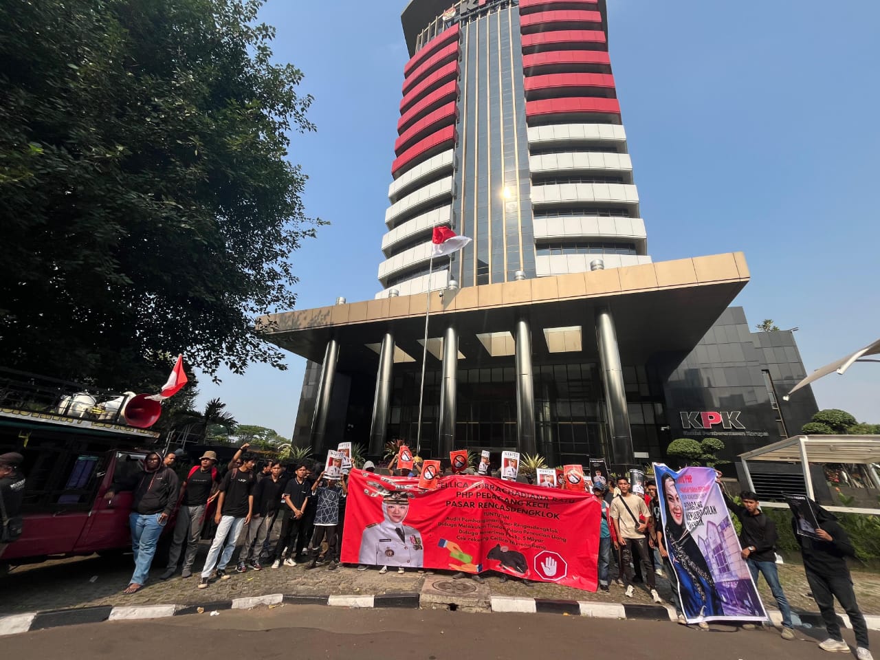 Disinyalir Berbau Korupsi, GEROBAK Tuntut Usut Pembangunan Pasar Rengasdengklok