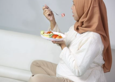 Nutrisi Tetap Terjaga Meski Puasa. Berikut Tips Memilih Menu Sahur Bagi Ibu Hamil