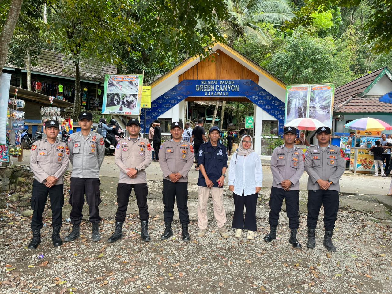 Puncak Libur Lebaran 2026: Green Canyon Karawang Tetap Kondusif, Polisi Siaga Penuh 