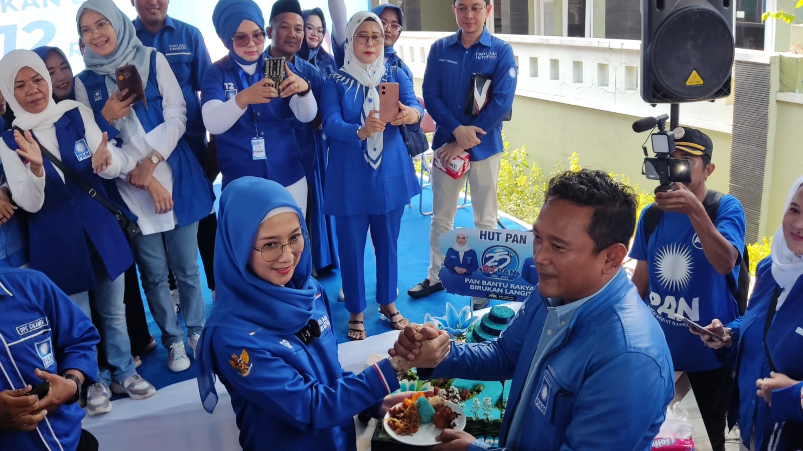 DPW Minta PAN Karawang Mampu Beri Hasil Maksimal di Pemilu 2024, Simak Arahan Teh Desy Ratnasari