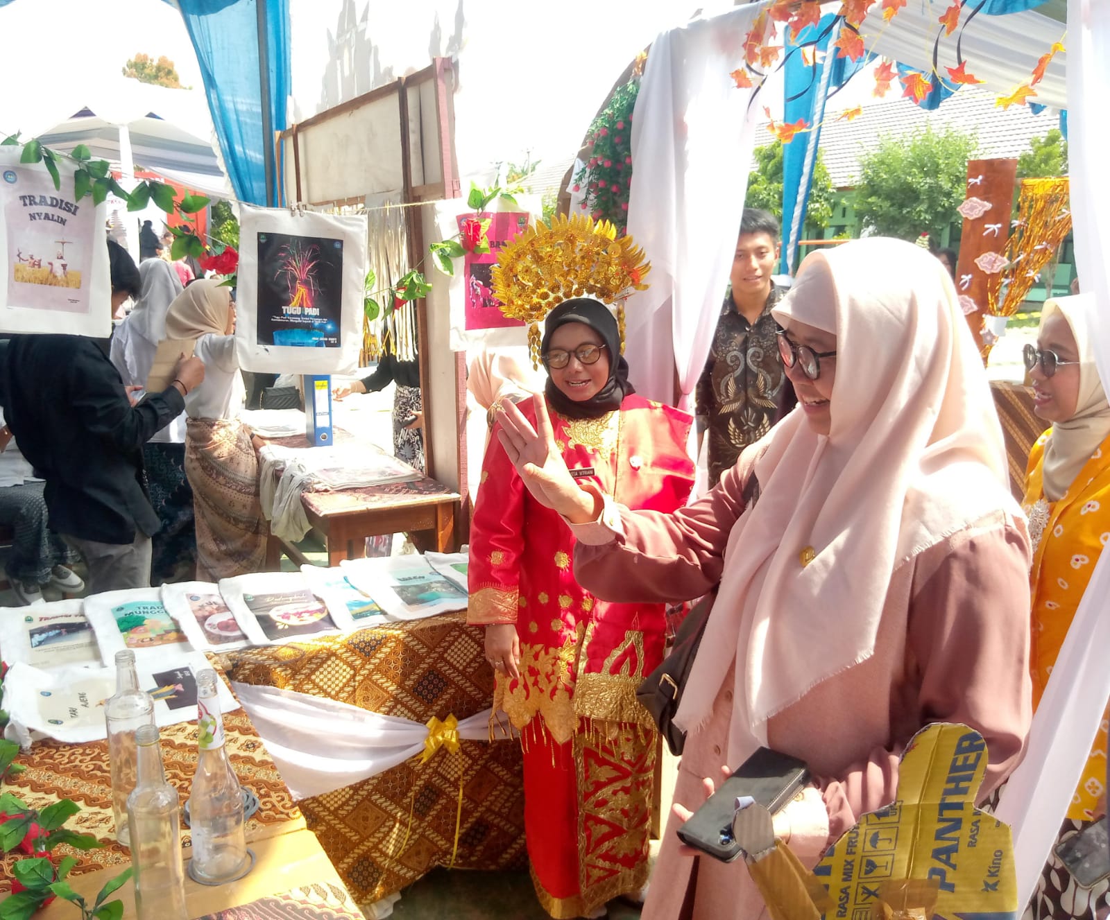 Gebyar Gelar Karya P5 SMAN 1 Majalaya, Hargai Keberagaman hingga Inovasi Pembuatan Paving Block