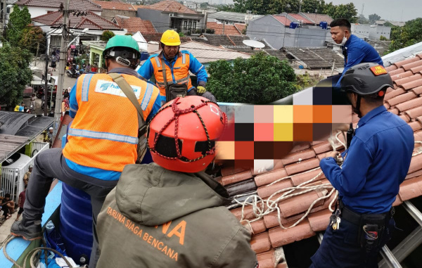 Warga Karawang Timur Tewas Tersengat Listrik Saat Hendak Bersihkan Toren 