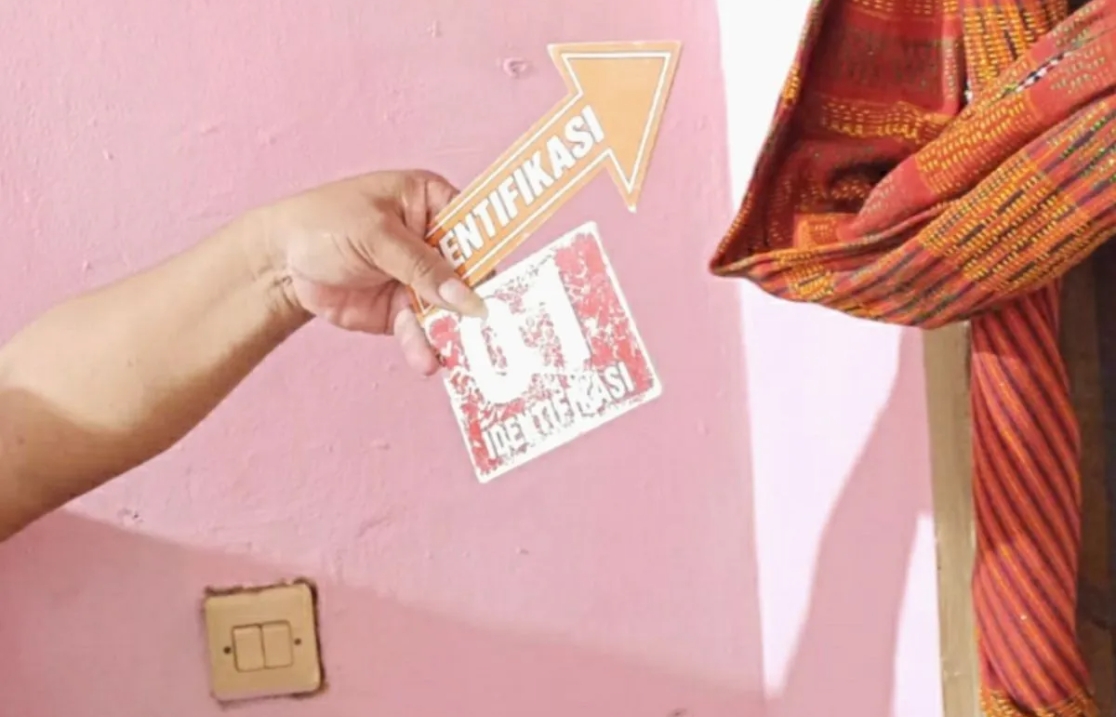 Polres Karawang Olah TKP Karyawan Ditemukan Meninggal di Kontrakan