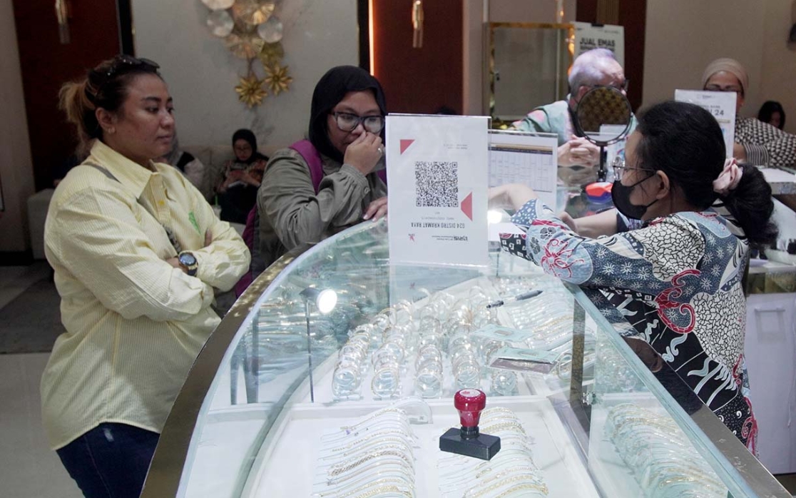 Harga Emas Hari Ini Naik Signifikan