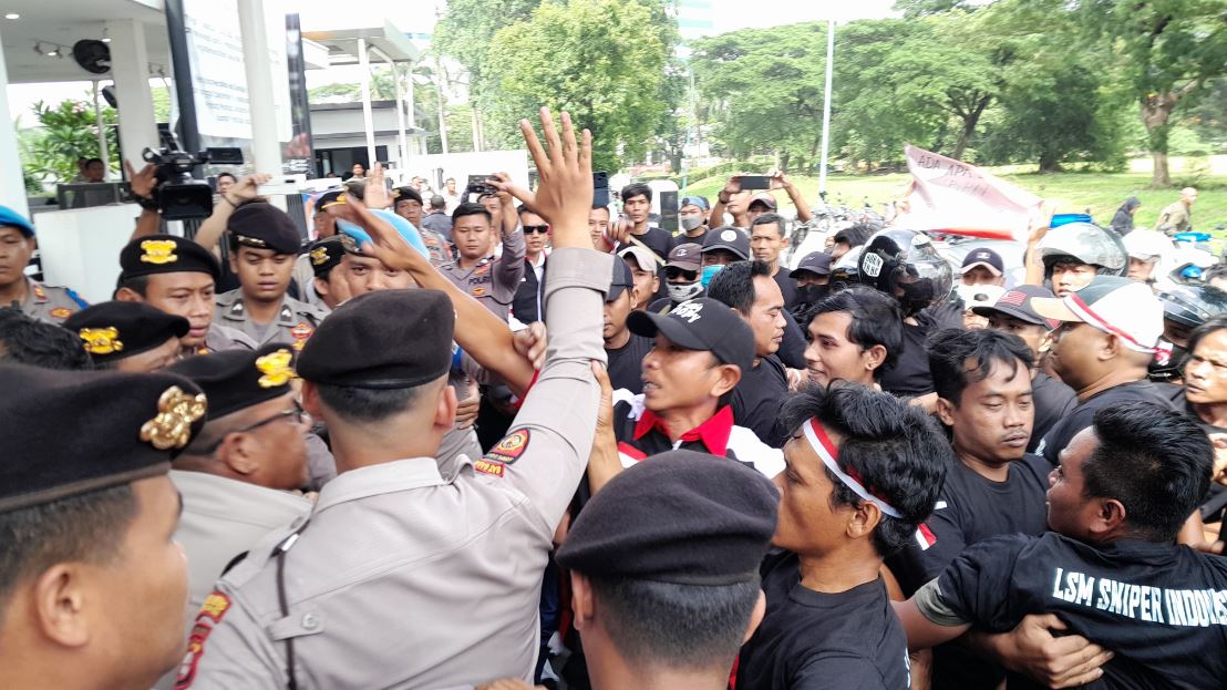 LSM Sniper Indonesia Gelar Aksi di Kantor ATR/BPN, Desak Pencabutan Izin Proyek Reklamasi Pagar Laut