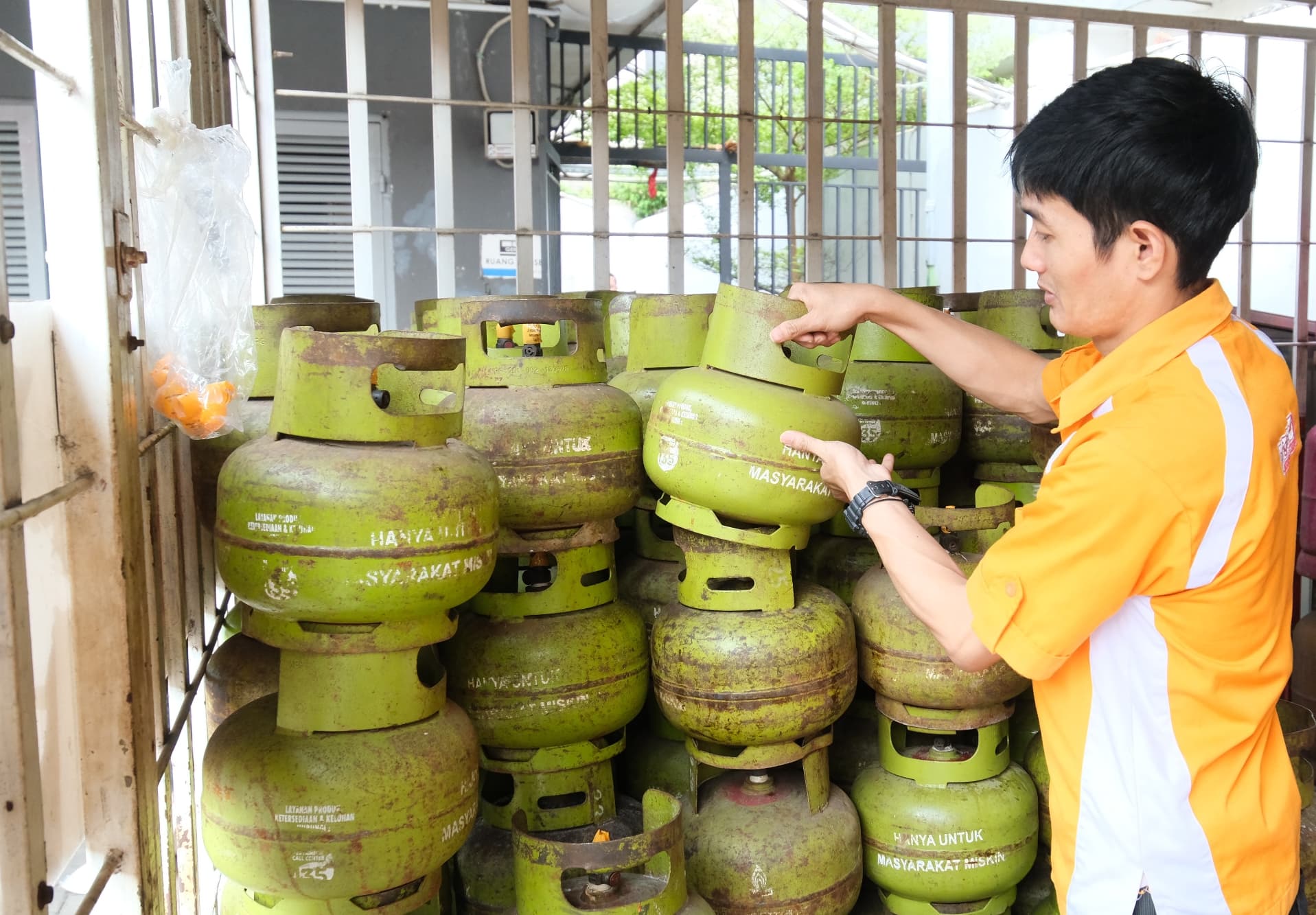 Pastikan Stok Aman selama Liburan, Pertamina Lakukan Penyaluran Fakultatif LPG 3 Kg di Jakarta