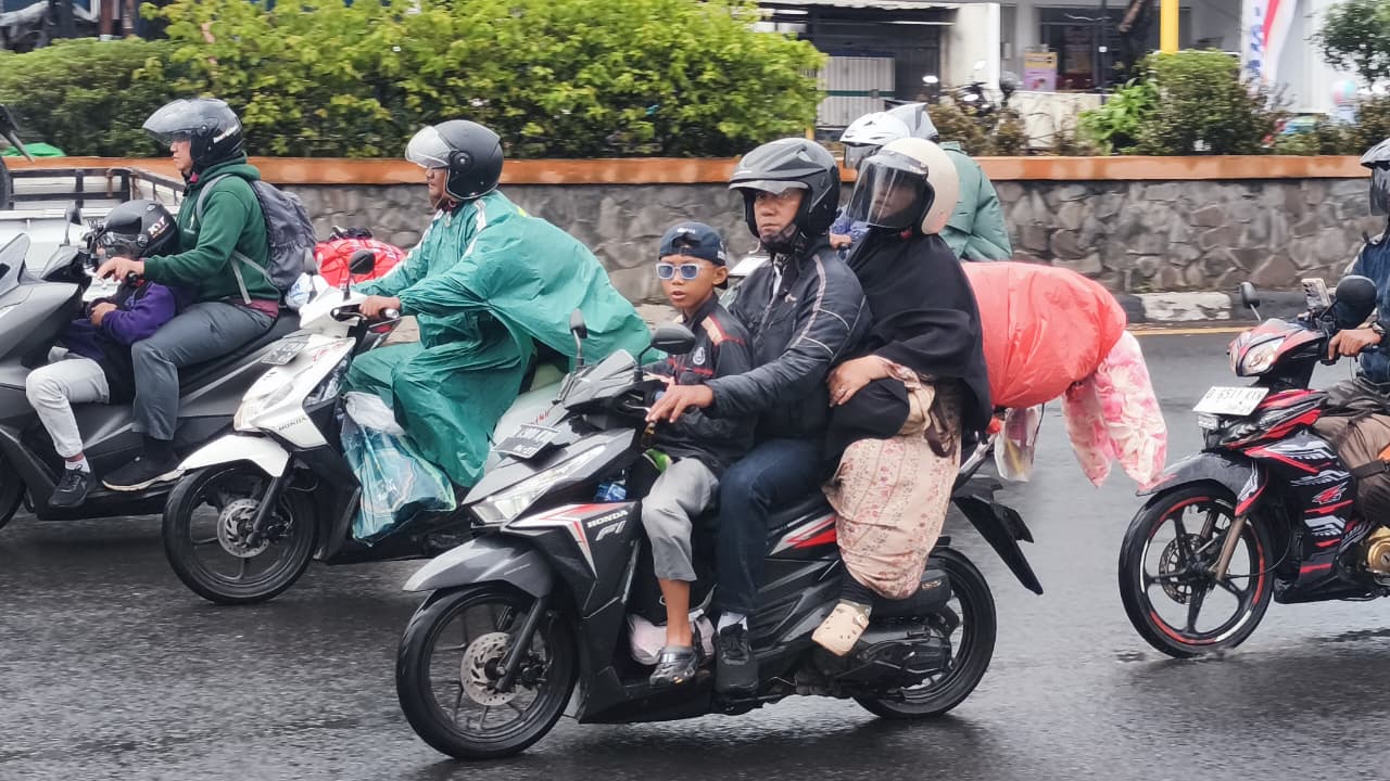 Puncak Arus Balik Gelombang Pertama Terjadi Hari Ini, Lalu Lintas Bekasi Masih Terkendali