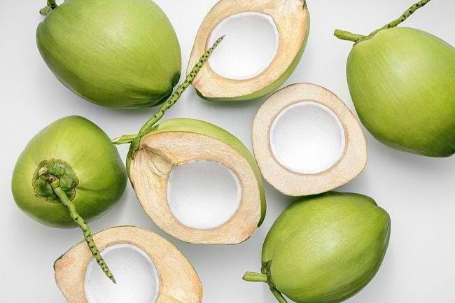 10 Manfaat Buah Kelapa Yang Jarang Disadari!