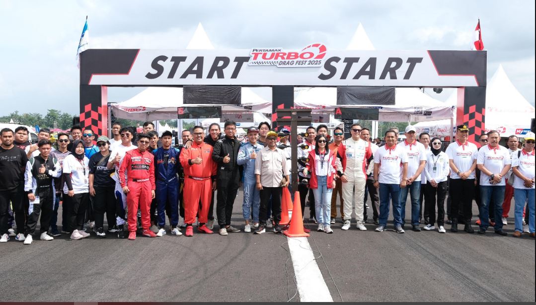 Ribuan Pembalap Ikuti Pertamax Turbo Drag Fest 2025