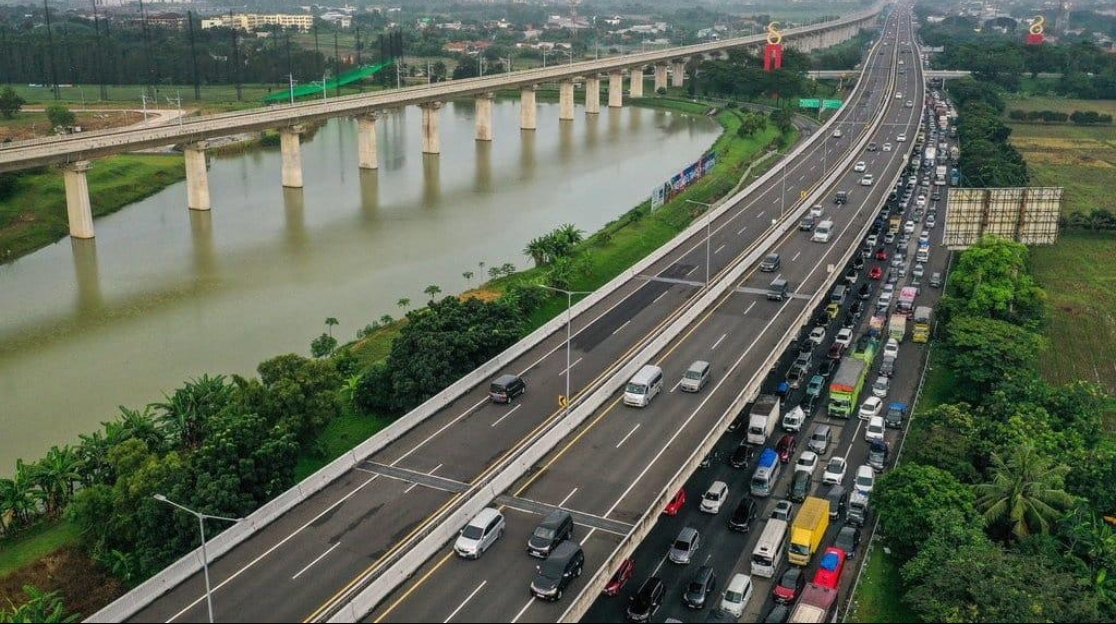 Mobilitas Kendaraan di Ruas Tol MBZ Tetap Tinggi Selama Libur Panjang