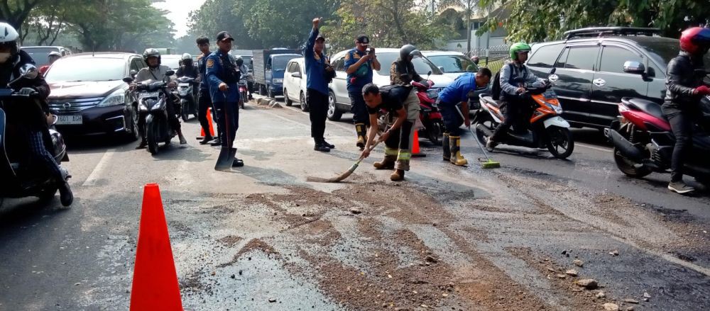 Jalan Soekarno Hata Kota Bandung Macet Hingga 3 Kilometer