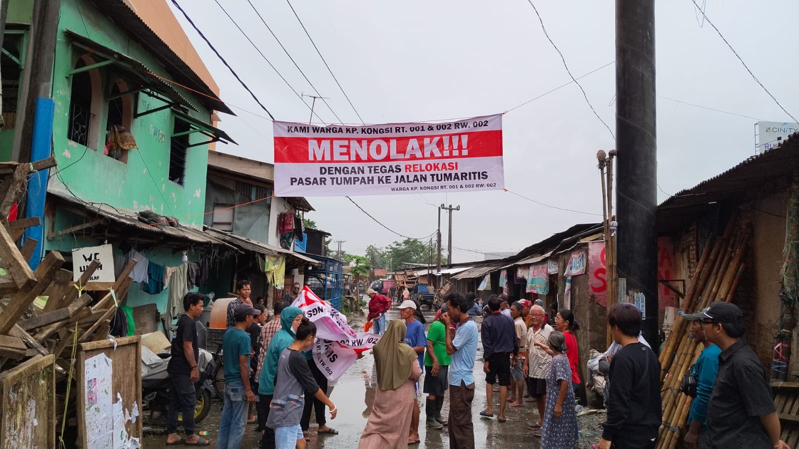 Warga Tumaritis Tolak Relokasi Pasar Tumpah SGC, Khawatir Banjir dan Akses Lumpuh