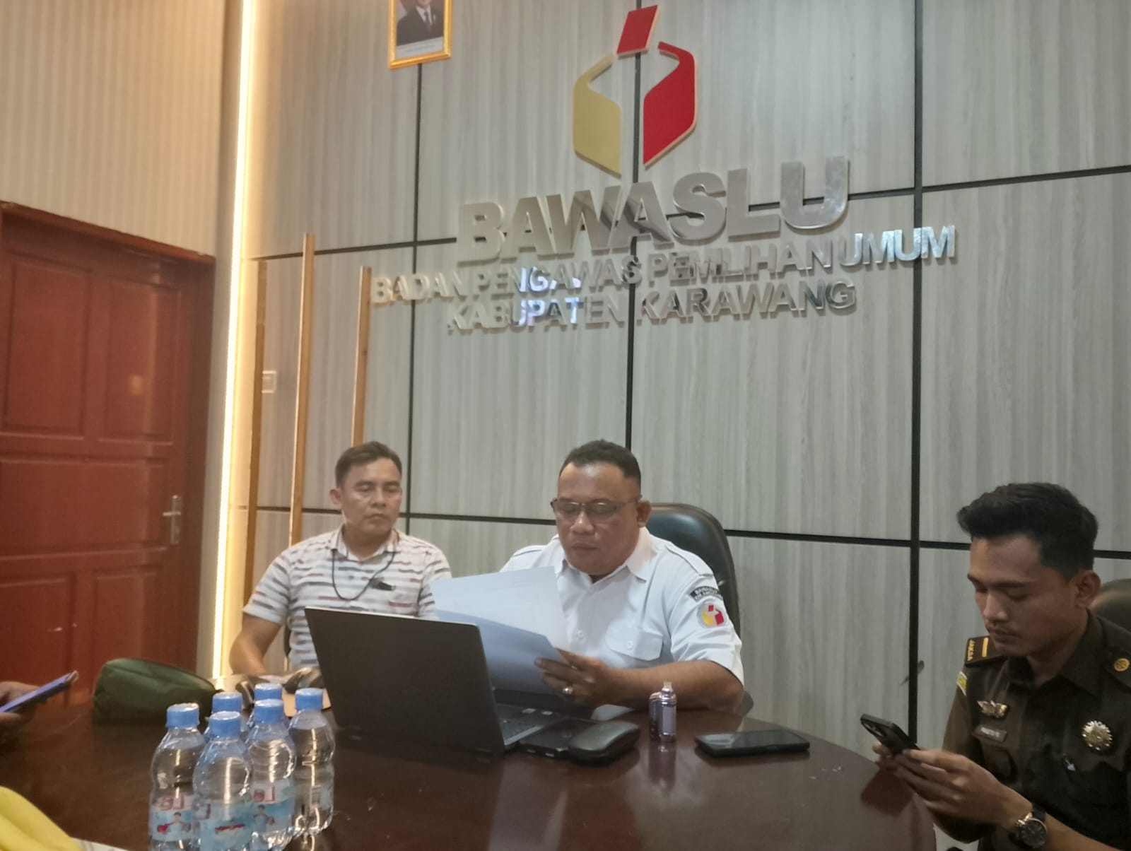 Bawaslu Karawang Terima 45 Laporan Dugaan Pelanggaran Selama Pilkada 2024