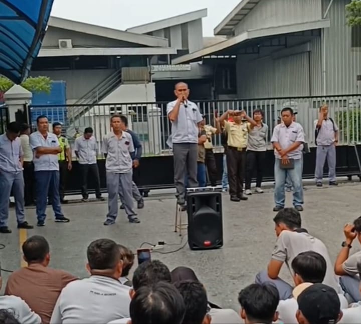 Manajer Personalia PT Hung-A Indonesia Umumkan Penutupan Operasional Pabrik di Hadapan Buruh, Ini Katanya
