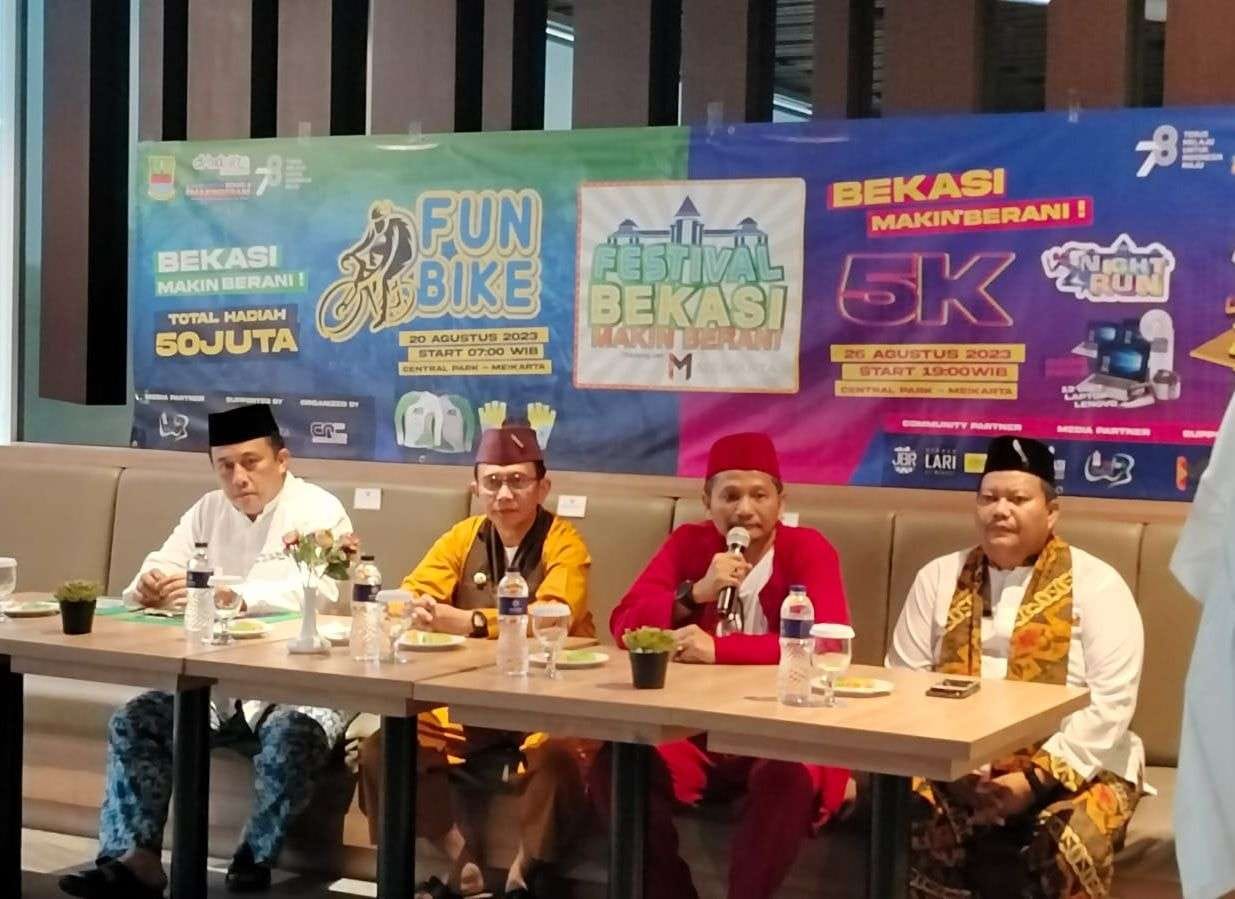 Disbudpora Meriahkan HUT Kabupaten Bekasi Adakan Kick Off Fun Bike dan Night Run