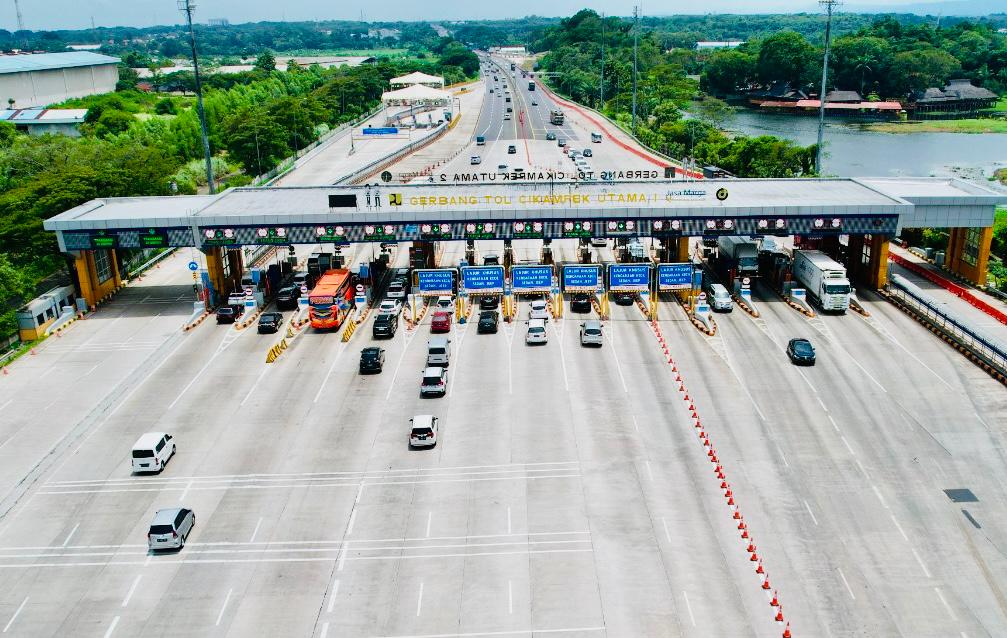 Jelang Libur Isra Mi'raj dan Imlek 2025, Volume Kendaraan Meningkat di Tol Trans Jawa