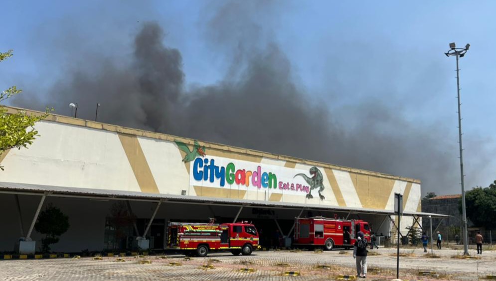 Diduga Konslet Listrik, Wahana Permainan Anak di City Garden Karawang Terkabar Hebat