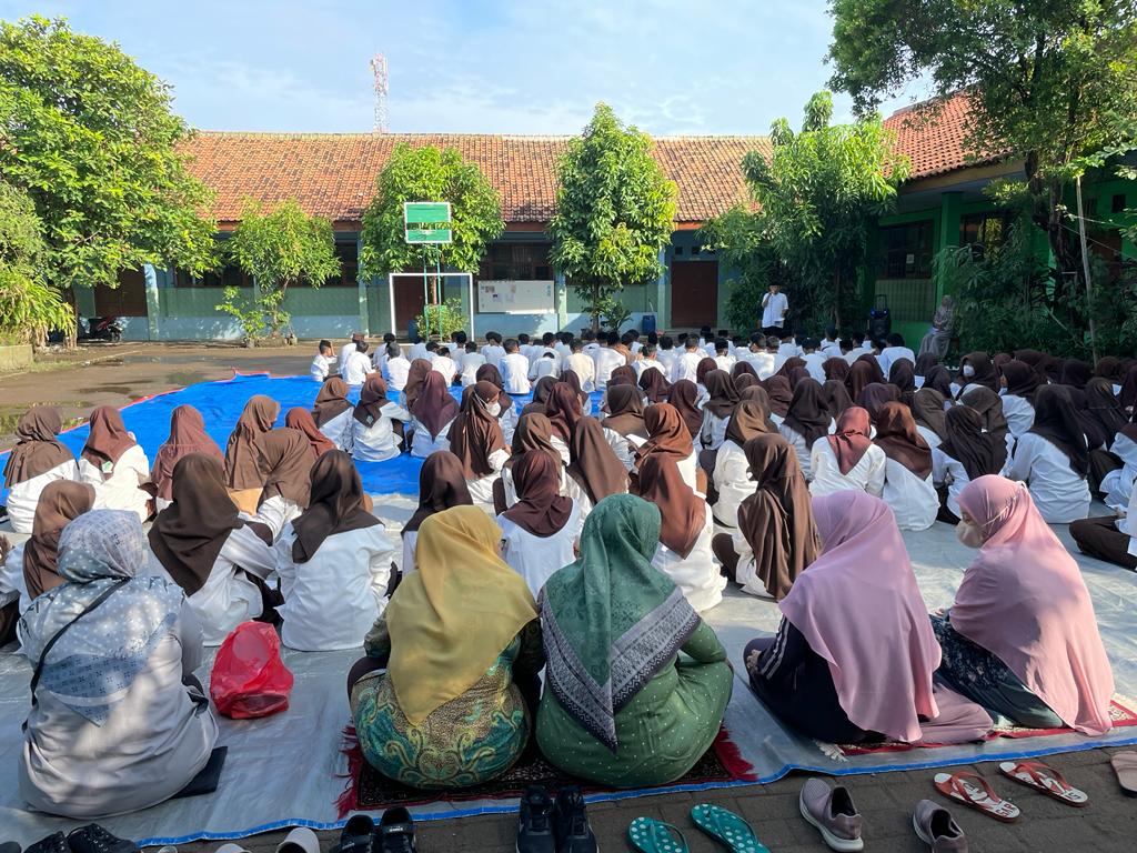 Tingkatkan Kemampuan Berbicara, MTsN 4 Karawang Rutin Gelar Muhadharah