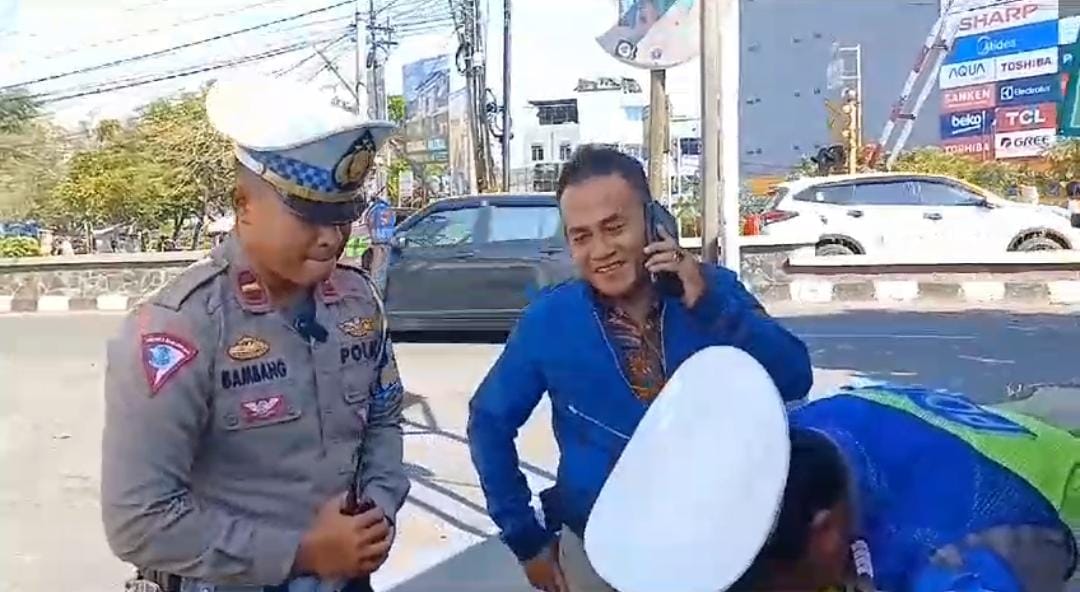 Tak Terima Disetop karena Melawan Arus  Perlintasan KA Tuparev, Pria Ini Ancam Polisi Lapor Jenderal, Deuh..! 