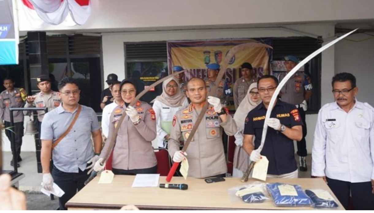 Tawuran Remaja Bekasi Ricuh, Warga Terluka dan 4 Pelajar Diciduk Polisi