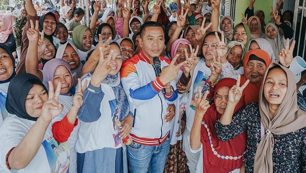 Semua Kaum Perempuan Diajak Pilih Aep-Maslani di Pilbup Karawang, Ini Alasannya…