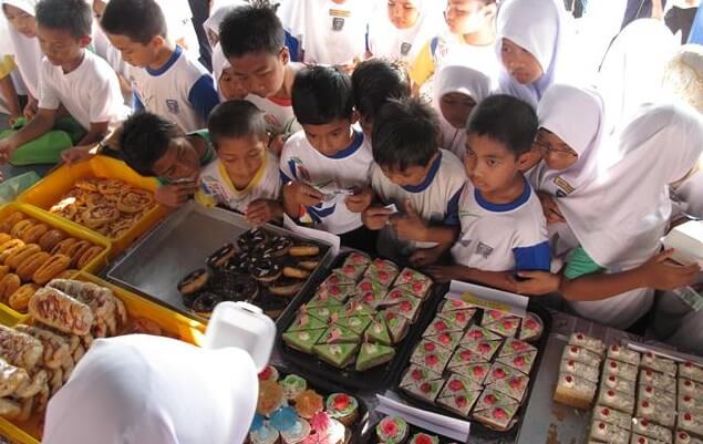 Rekomendasi 8 Ide Jualan Jajajan Anak Sekolah, Dijamin Menarik Minat Pembeli