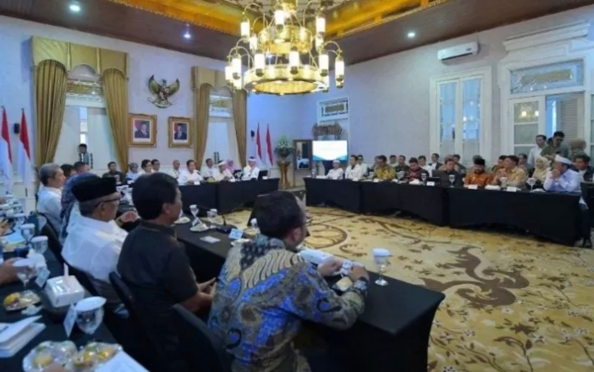 Krisis Sampah Jawa Barat Ditargetkan Tuntas 2029, Pemerintah Terapkan Sistem Reward dan Punishment