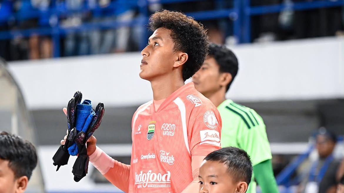 Fitrah Bermain Teja Cadangan! Ini Starting Line Up Persib Bandung vs Persik Kediri 