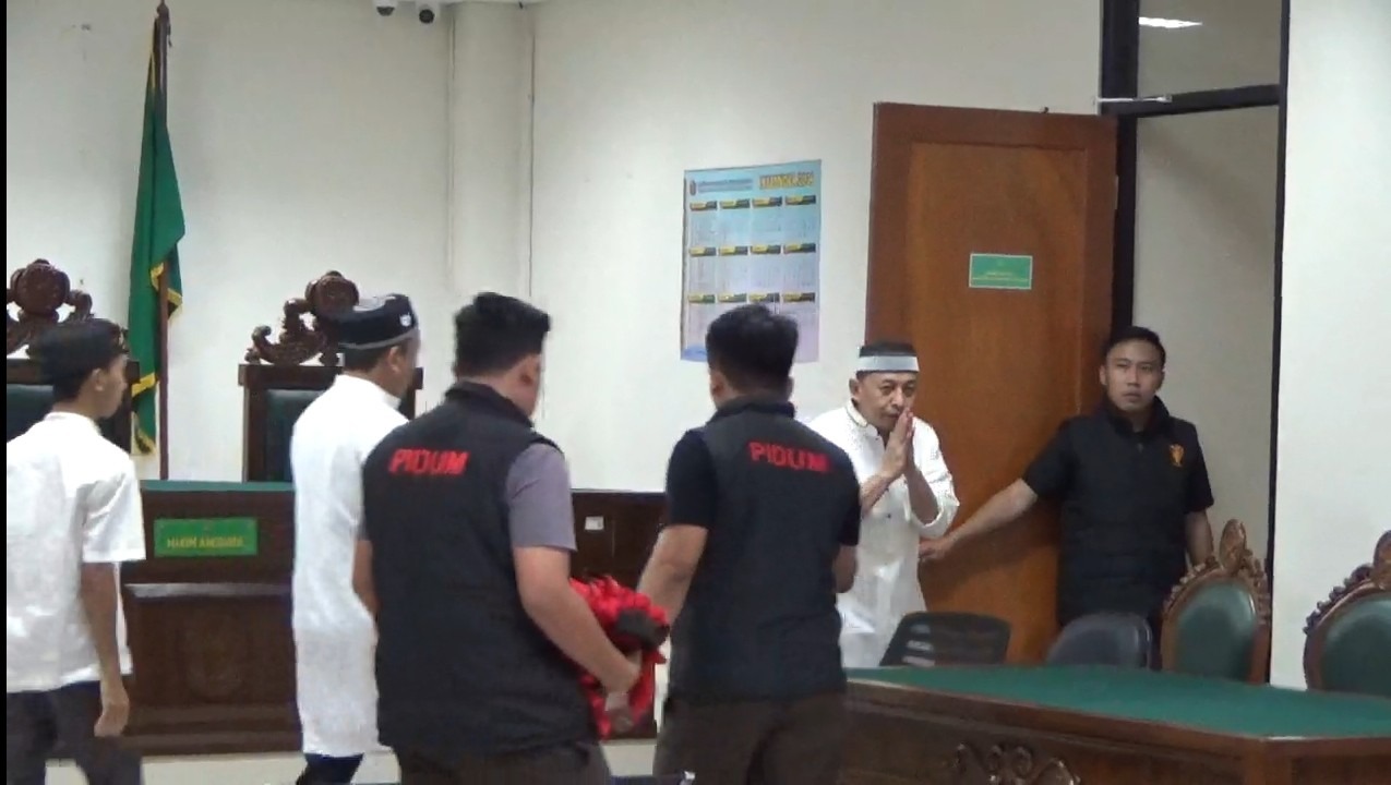 Anggota DPRD Kabupaten Bekasi Nyumarno Ajukan Tahanan Kota