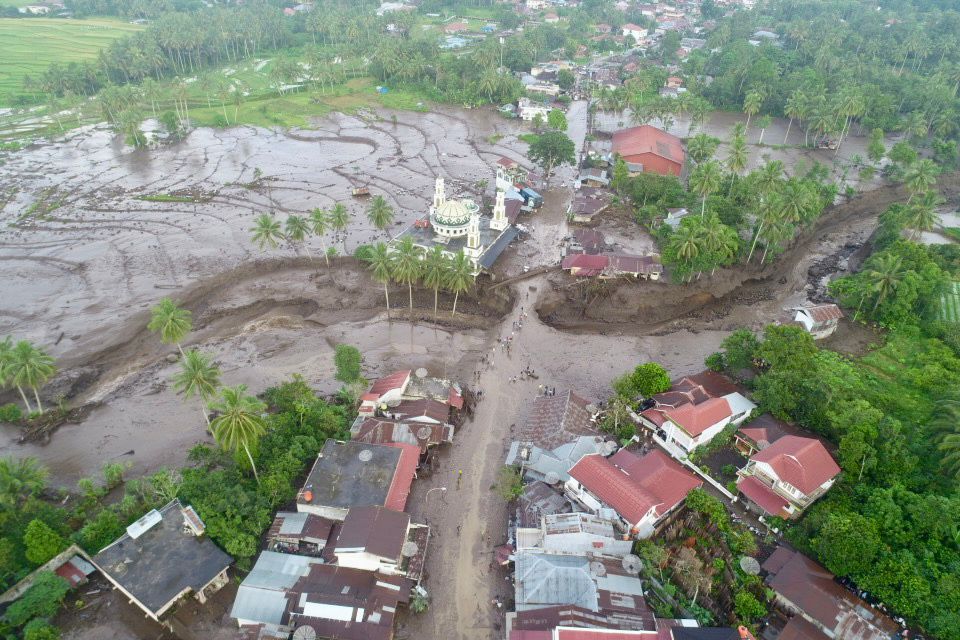 UPDATE Korban Banjir Lahar Hujan di Sumbar: 43 Orang Tewas, Ribuan Warga Mengungsi