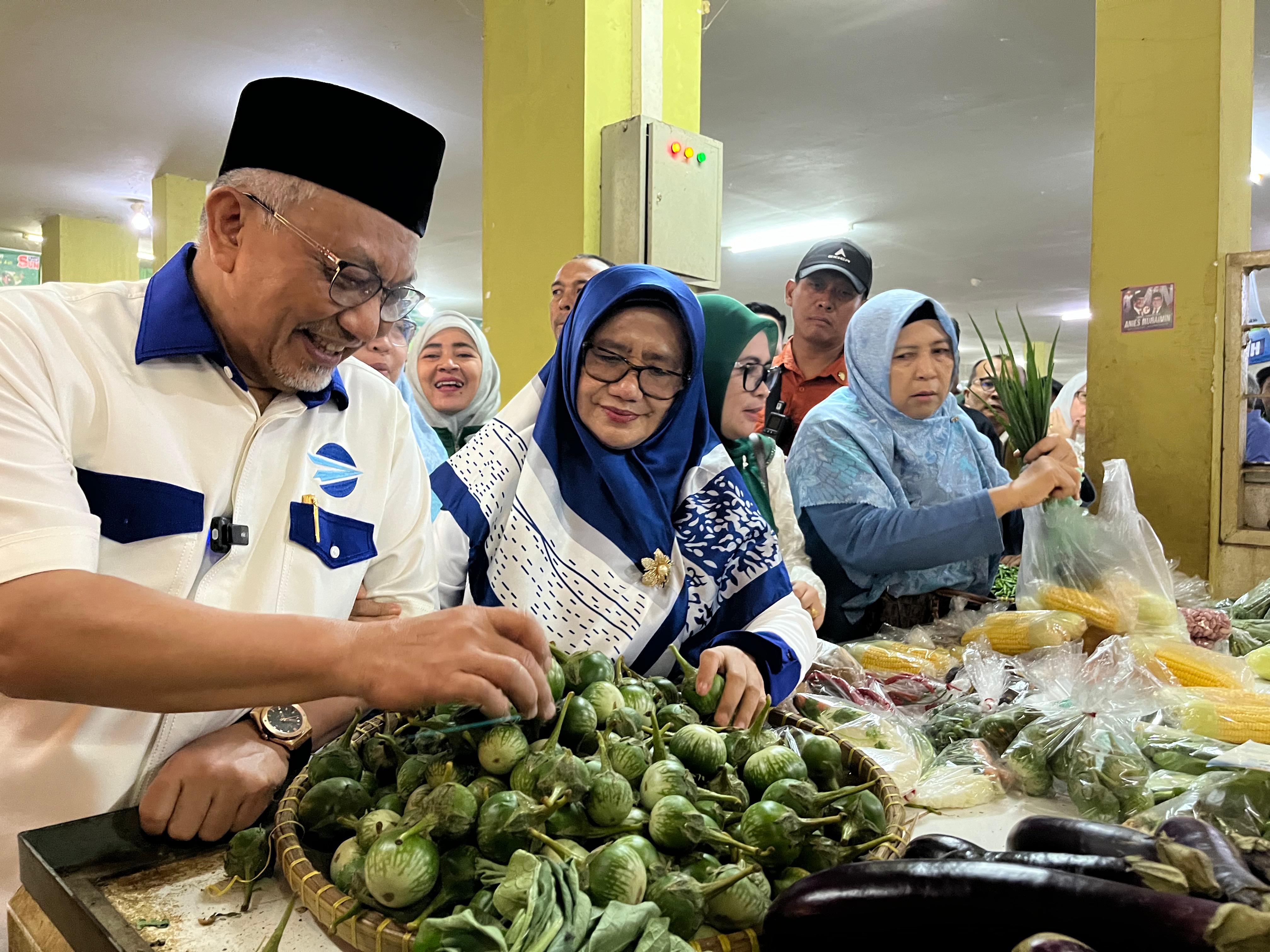 Kunjungi Pasar Cikijing, ASIH Komitmen Tingkatkan Akses Permodalan UMKM dan Pedagang Pasar