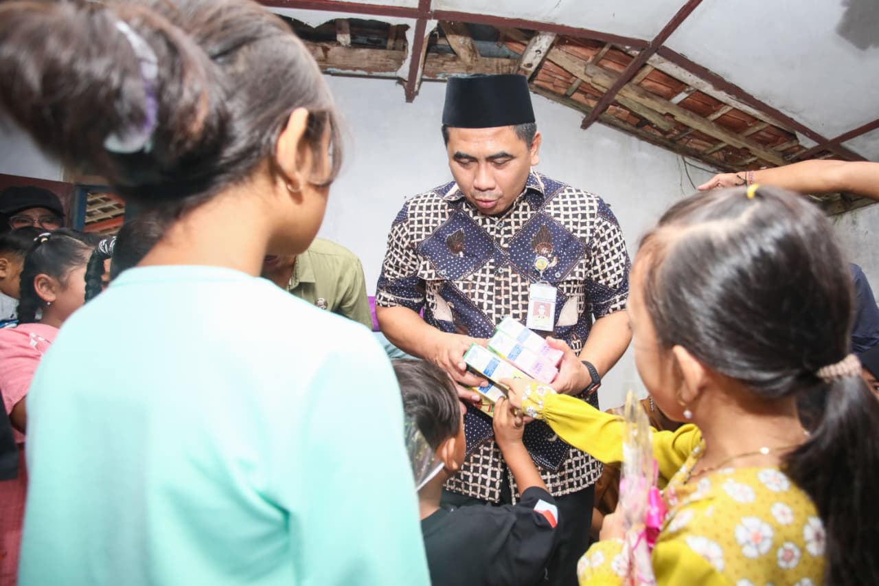 Pemprov Jateng Salurkan Bantuan untuk Korban Kebakaran Sumur Minyak di Blora Senilai Rp180 Juta