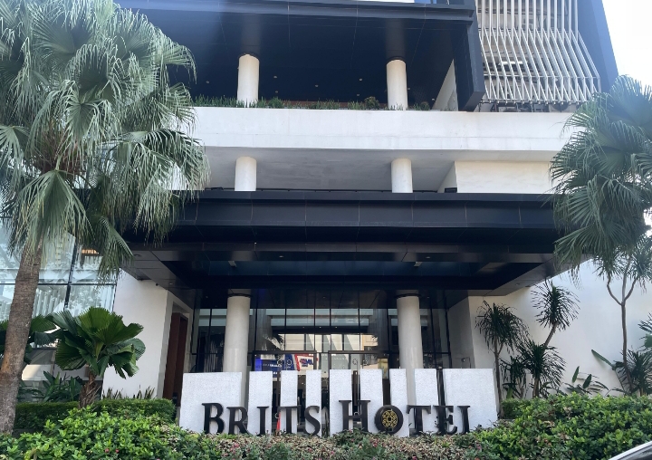 Happy Hours Promo di Brits Hotel Karawang, Kenyamanan dan Kemewahan dengan Harga Terjangkau