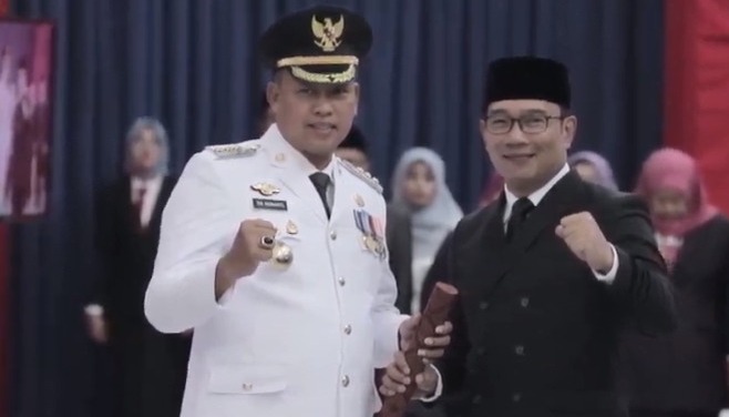 Lantik Wali Kota Bekasi, Kang Emil Pesan Disisa Masa Jabatan untuk Mengambil Keputusan Terbaik