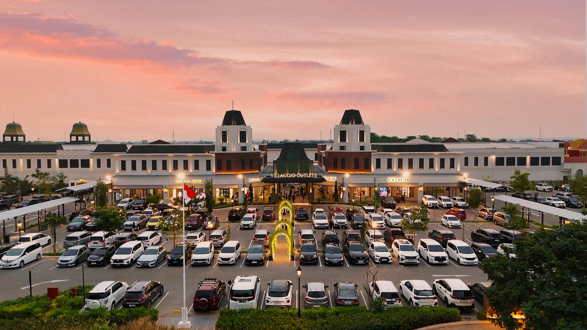 Meriahnya Ramadan di Summarecon Villaggio Outlets, Banyak Promo Menarik Brand Internasional