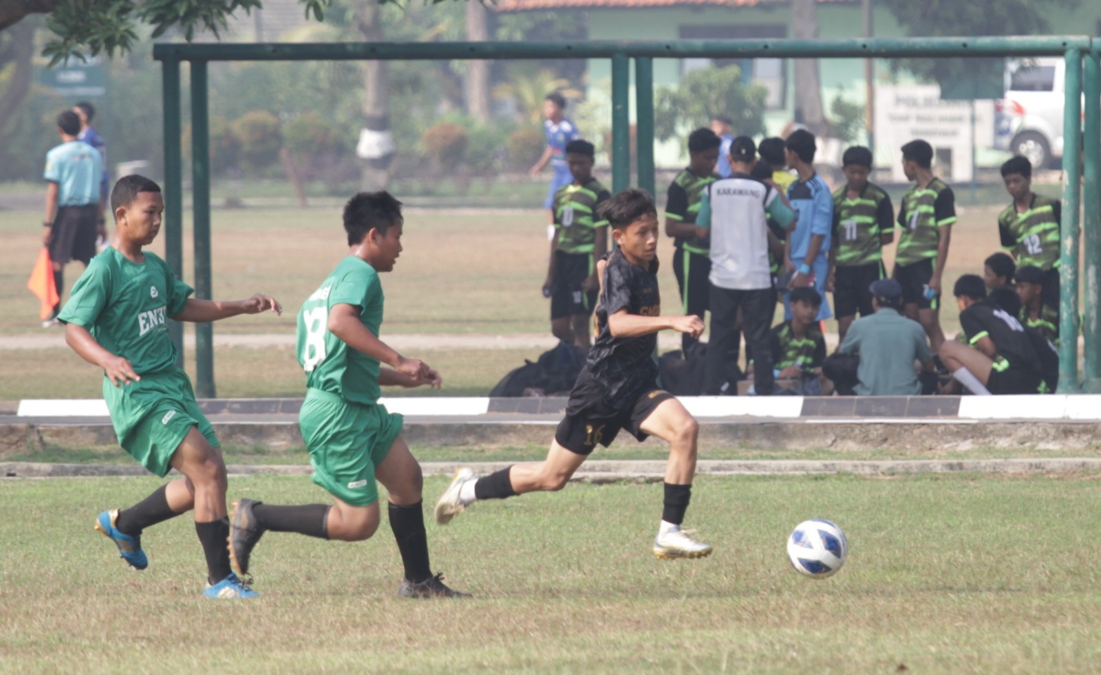 SMPN 6 Karawang Barat Taklukan SMPN 3 Kartim 7 Gol Tanpa Balas di Partai Pembuka GSI 2024 