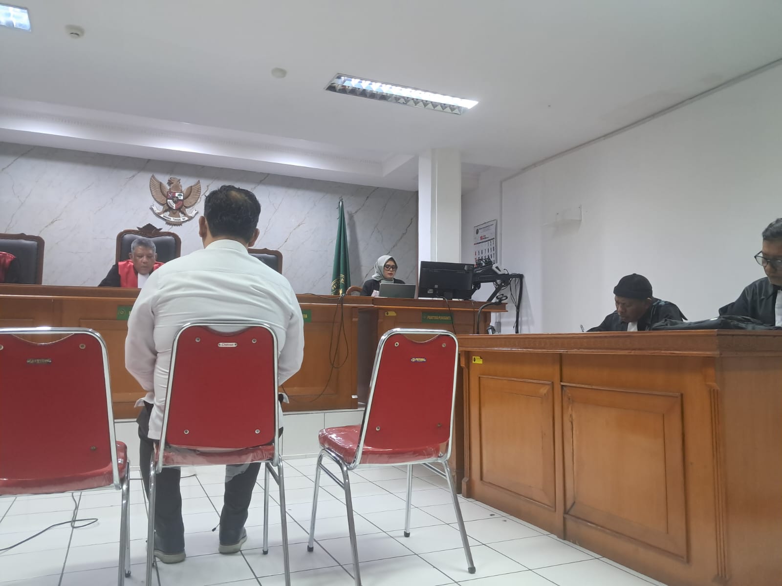 Tak Terbukti di Dakwaan Primer, Rahmat Atong Mengaku Tak Nikmati Uang Korupsi